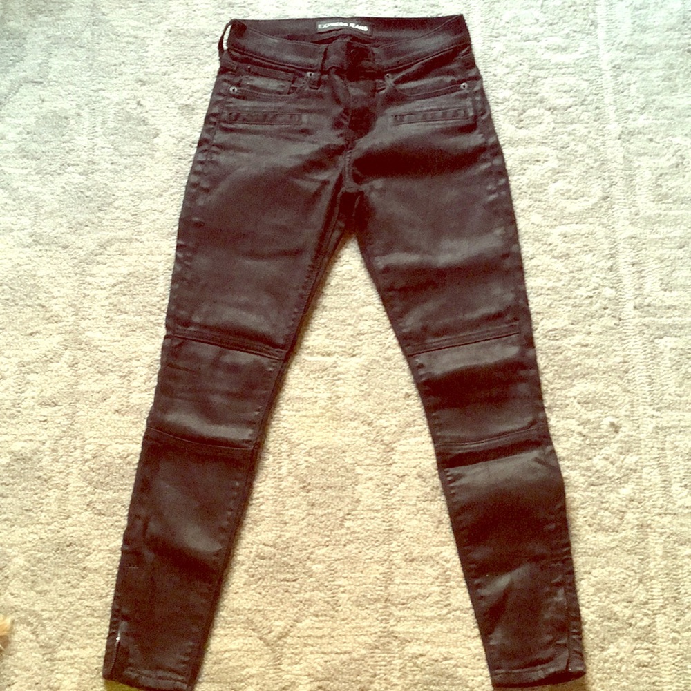 Express black ankle legging pants. Moto style